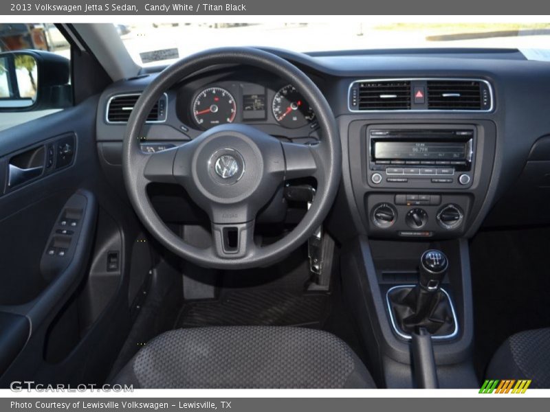 Candy White / Titan Black 2013 Volkswagen Jetta S Sedan
