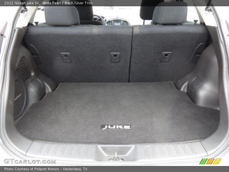 White Pearl / Black/Silver Trim 2012 Nissan Juke SV