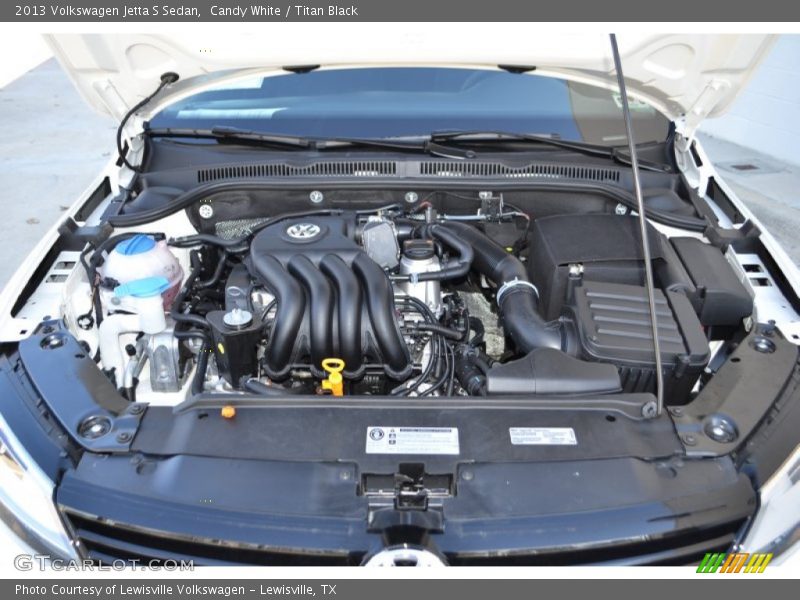 Candy White / Titan Black 2013 Volkswagen Jetta S Sedan