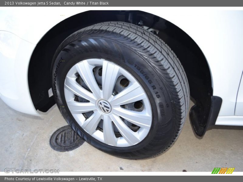 Candy White / Titan Black 2013 Volkswagen Jetta S Sedan