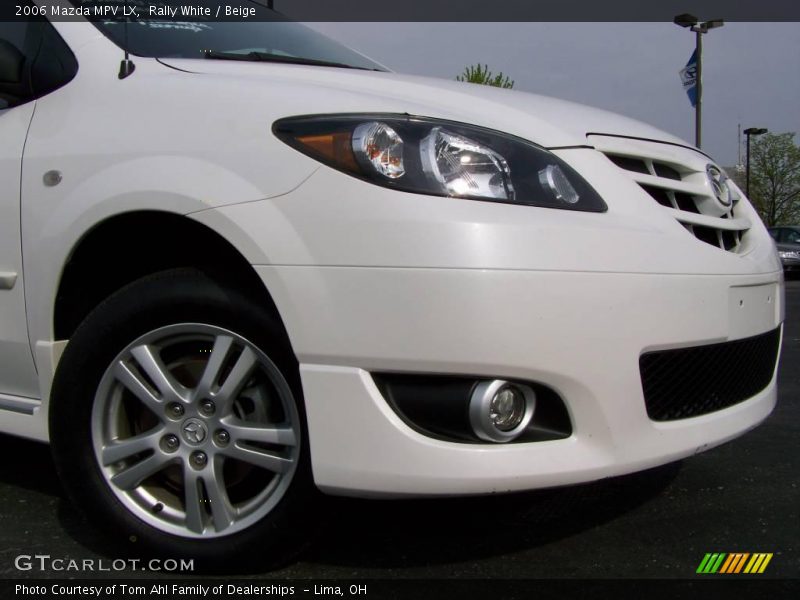 Rally White / Beige 2006 Mazda MPV LX