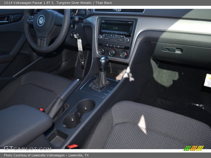 Tungsten Silver Metallic / Titan Black 2014 Volkswagen Passat 1.8T S