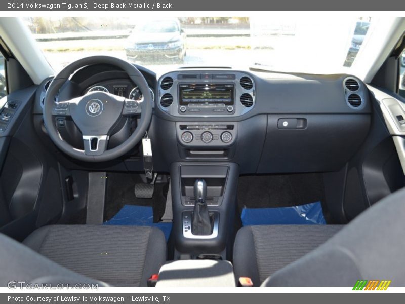 Deep Black Metallic / Black 2014 Volkswagen Tiguan S