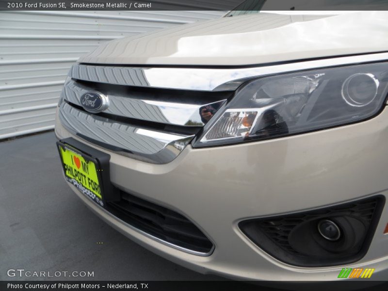Smokestone Metallic / Camel 2010 Ford Fusion SE
