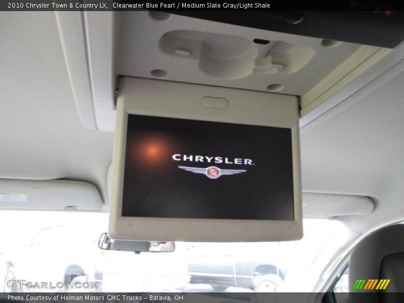 Clearwater Blue Pearl / Medium Slate Gray/Light Shale 2010 Chrysler Town & Country LX