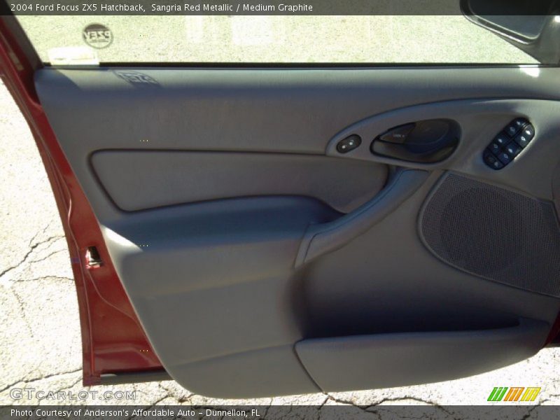 Sangria Red Metallic / Medium Graphite 2004 Ford Focus ZX5 Hatchback