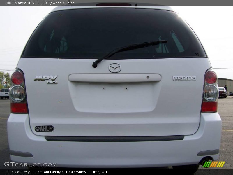 Rally White / Beige 2006 Mazda MPV LX