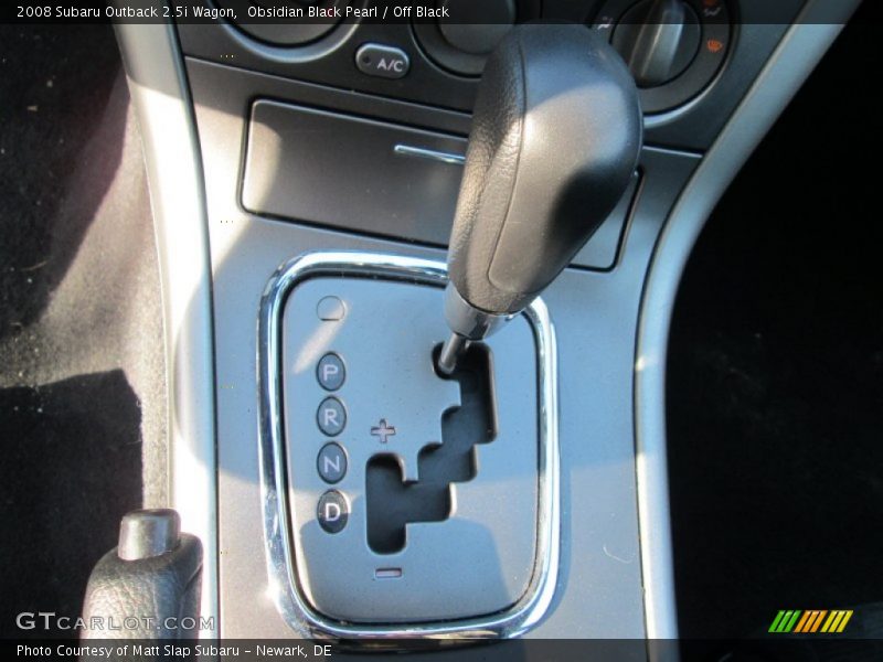 Obsidian Black Pearl / Off Black 2008 Subaru Outback 2.5i Wagon