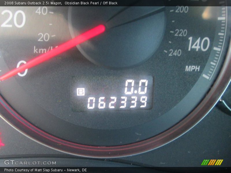 Obsidian Black Pearl / Off Black 2008 Subaru Outback 2.5i Wagon