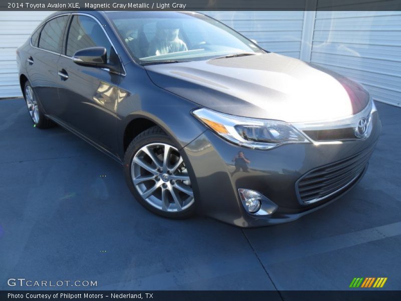 Magnetic Gray Metallic / Light Gray 2014 Toyota Avalon XLE