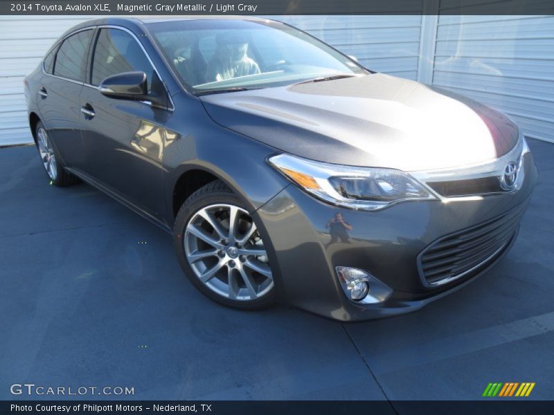 Magnetic Gray Metallic / Light Gray 2014 Toyota Avalon XLE
