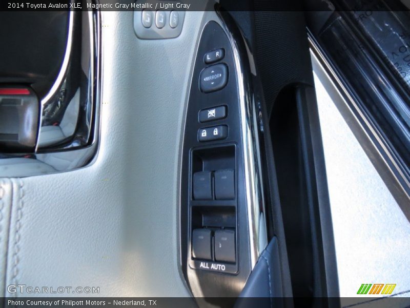 Magnetic Gray Metallic / Light Gray 2014 Toyota Avalon XLE