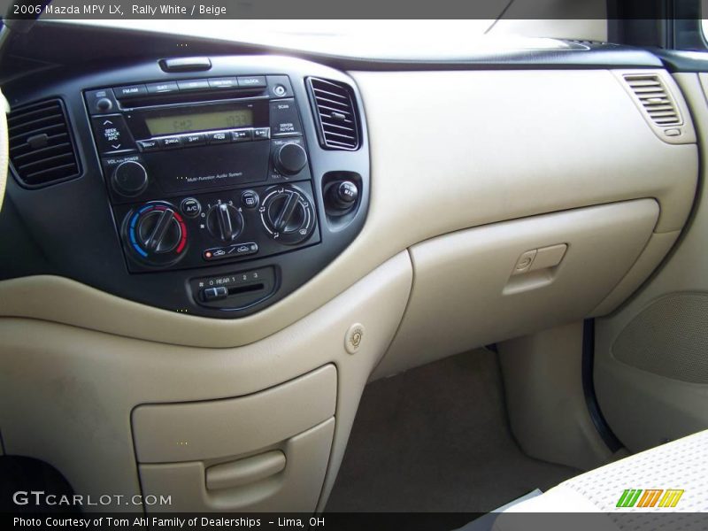 Rally White / Beige 2006 Mazda MPV LX