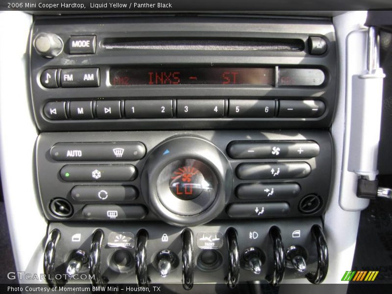 Liquid Yellow / Panther Black 2006 Mini Cooper Hardtop