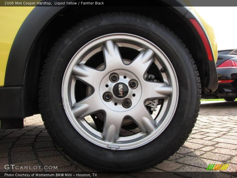 Liquid Yellow / Panther Black 2006 Mini Cooper Hardtop