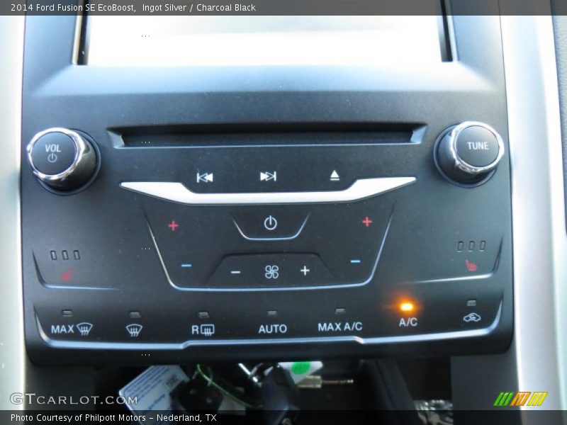 Ingot Silver / Charcoal Black 2014 Ford Fusion SE EcoBoost