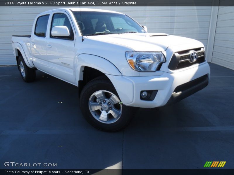 Front 3/4 View of 2014 Tacoma V6 TRD Sport Double Cab 4x4