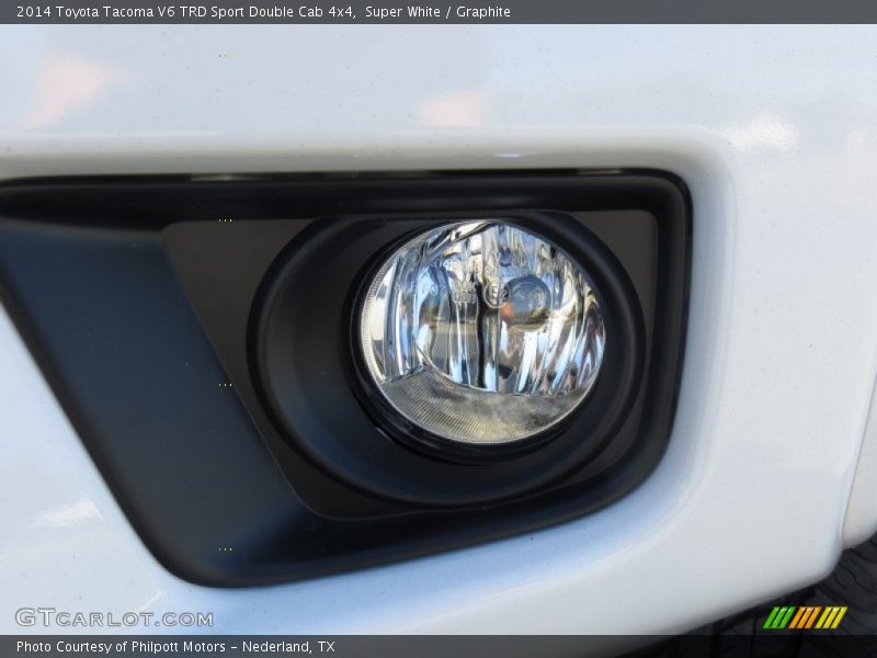 Super White / Graphite 2014 Toyota Tacoma V6 TRD Sport Double Cab 4x4