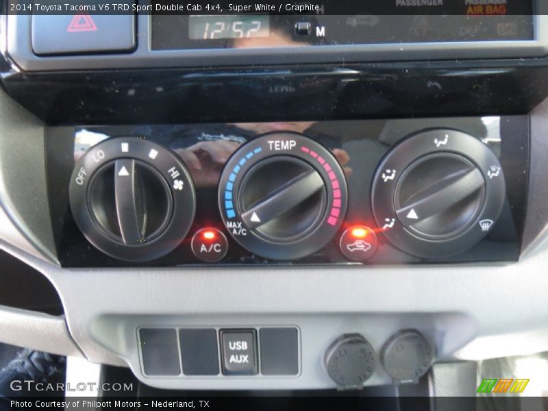 Controls of 2014 Tacoma V6 TRD Sport Double Cab 4x4