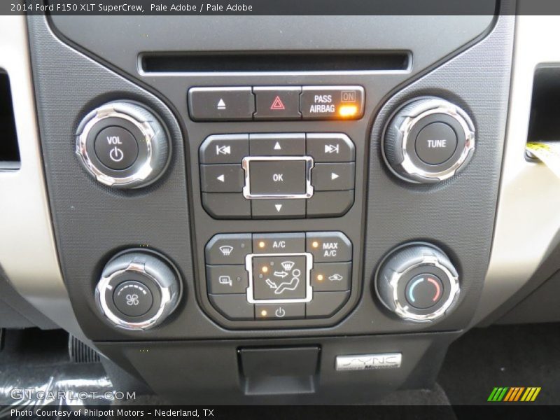 Controls of 2014 F150 XLT SuperCrew