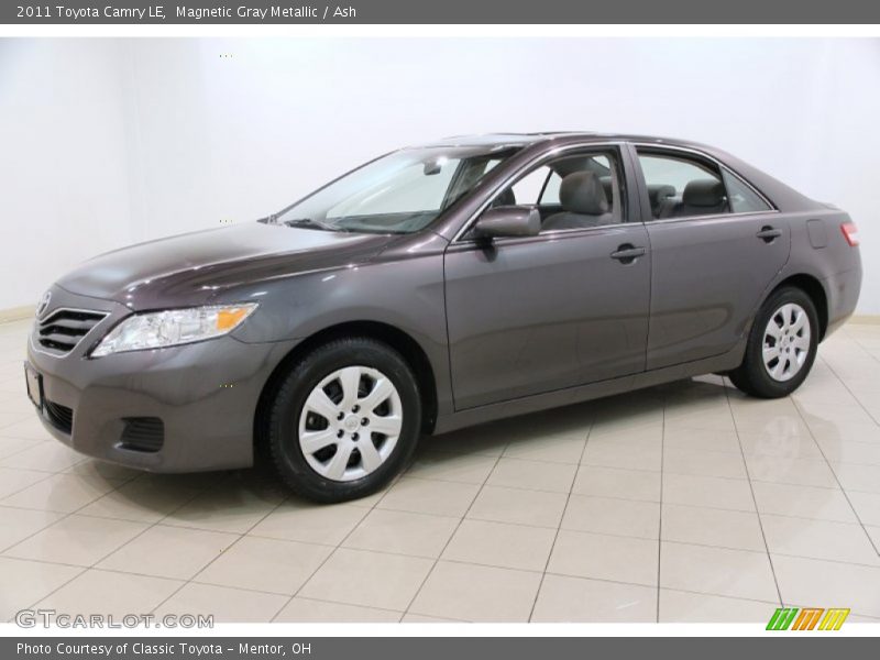 Magnetic Gray Metallic / Ash 2011 Toyota Camry LE
