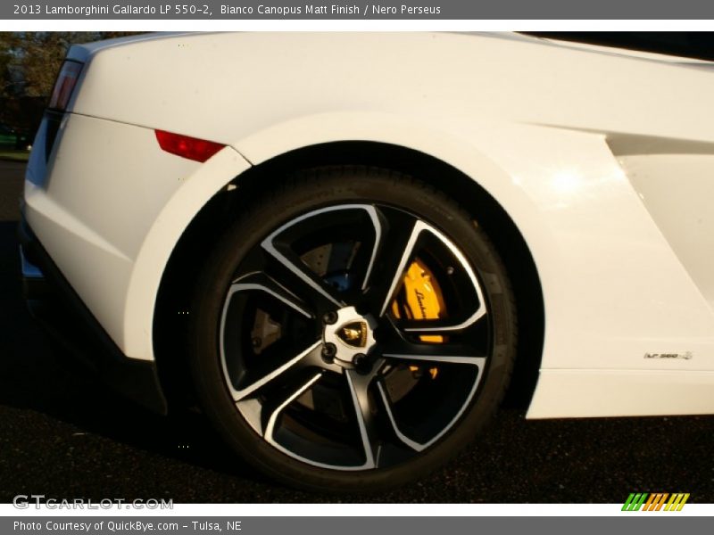 Bianco Canopus Matt Finish / Nero Perseus 2013 Lamborghini Gallardo LP 550-2