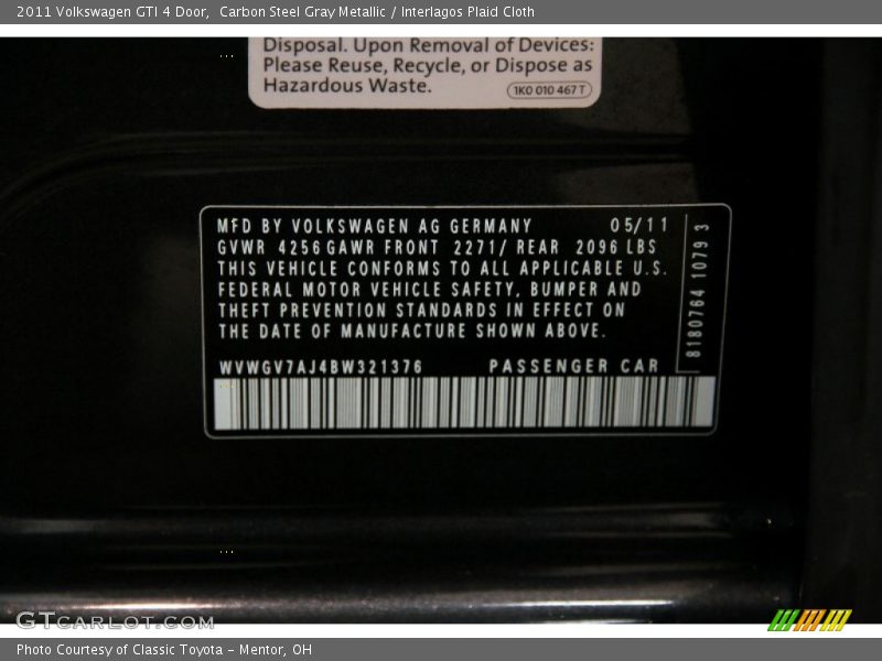 Carbon Steel Gray Metallic / Interlagos Plaid Cloth 2011 Volkswagen GTI 4 Door