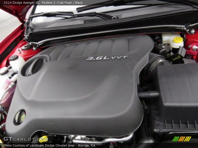 Redline 2-Coat Pearl / Black 2014 Dodge Avenger SE