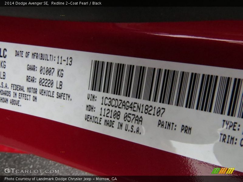 Redline 2-Coat Pearl / Black 2014 Dodge Avenger SE