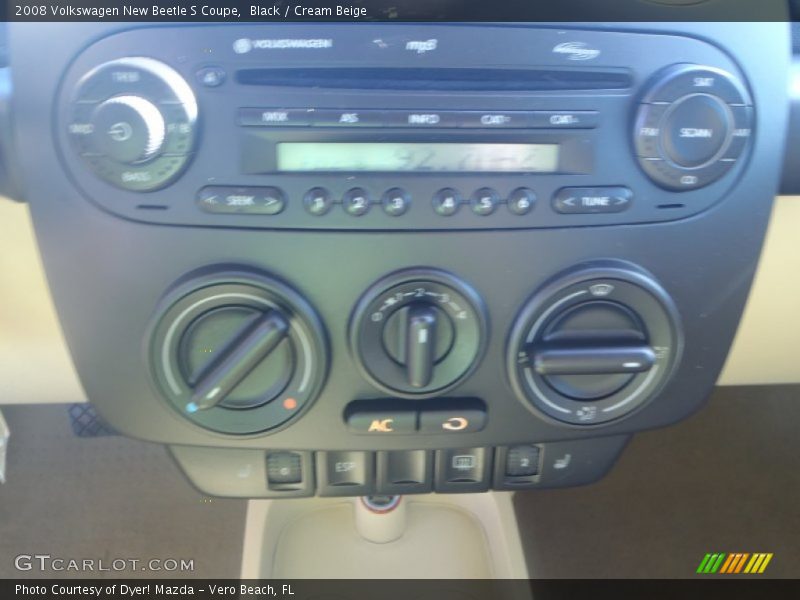 Black / Cream Beige 2008 Volkswagen New Beetle S Coupe