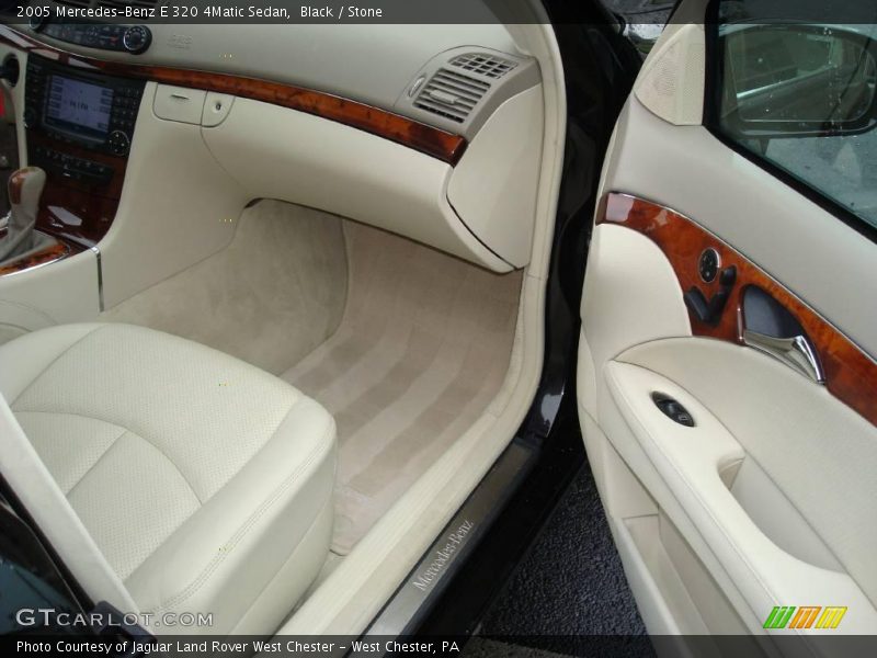 Black / Stone 2005 Mercedes-Benz E 320 4Matic Sedan