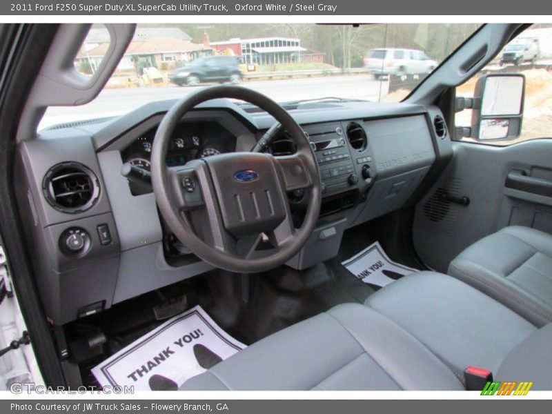 Oxford White / Steel Gray 2011 Ford F250 Super Duty XL SuperCab Utility Truck