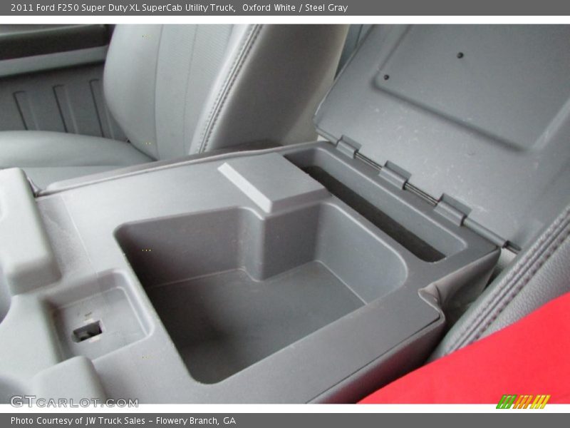 Oxford White / Steel Gray 2011 Ford F250 Super Duty XL SuperCab Utility Truck