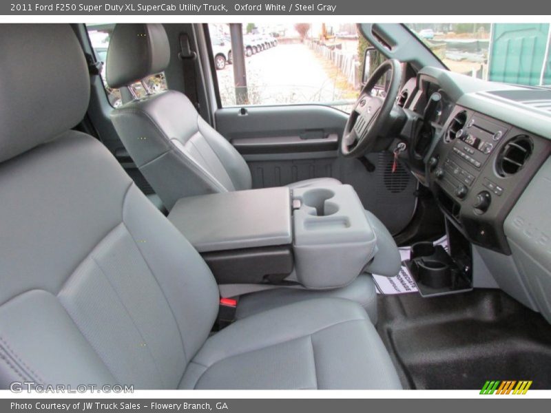 Oxford White / Steel Gray 2011 Ford F250 Super Duty XL SuperCab Utility Truck