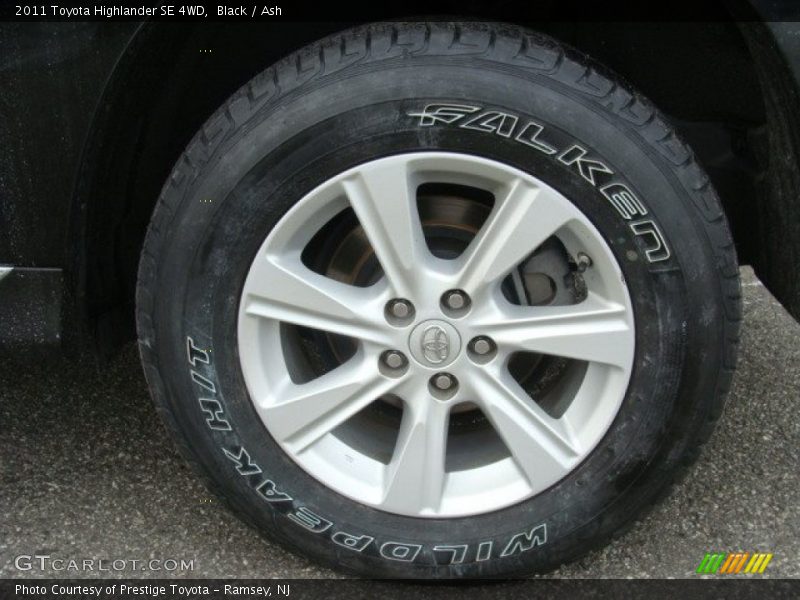 Black / Ash 2011 Toyota Highlander SE 4WD