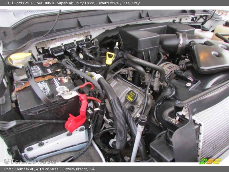 Oxford White / Steel Gray 2011 Ford F250 Super Duty XL SuperCab Utility Truck