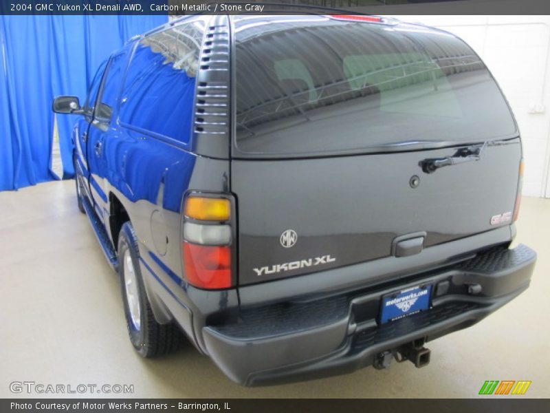 Carbon Metallic / Stone Gray 2004 GMC Yukon XL Denali AWD