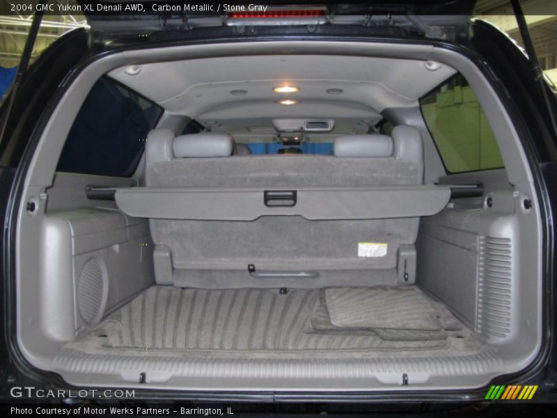 Carbon Metallic / Stone Gray 2004 GMC Yukon XL Denali AWD