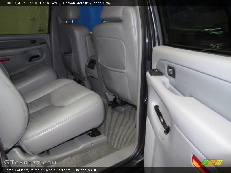 Carbon Metallic / Stone Gray 2004 GMC Yukon XL Denali AWD