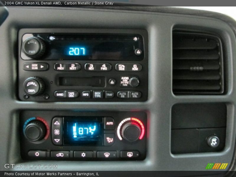 Carbon Metallic / Stone Gray 2004 GMC Yukon XL Denali AWD