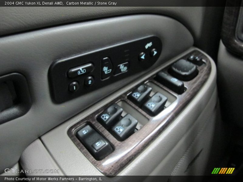 Carbon Metallic / Stone Gray 2004 GMC Yukon XL Denali AWD