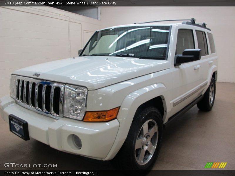 Stone White / Dark Slate Gray 2010 Jeep Commander Sport 4x4