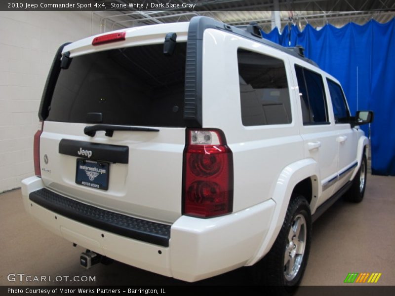 Stone White / Dark Slate Gray 2010 Jeep Commander Sport 4x4