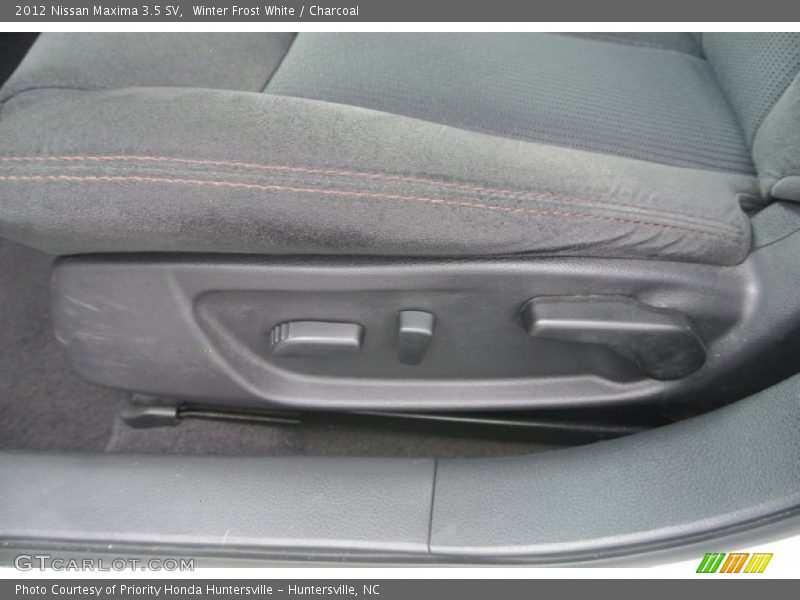 Winter Frost White / Charcoal 2012 Nissan Maxima 3.5 SV