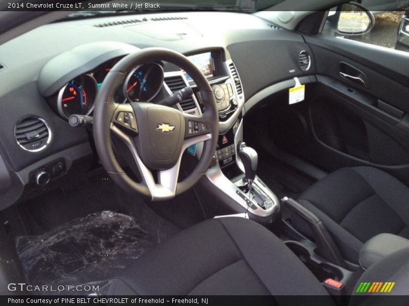 Summit White / Jet Black 2014 Chevrolet Cruze LT