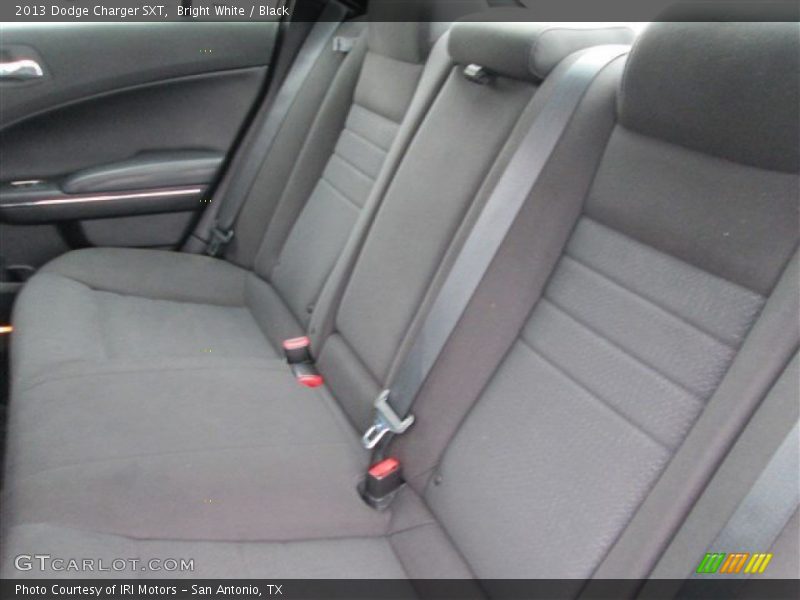 Bright White / Black 2013 Dodge Charger SXT