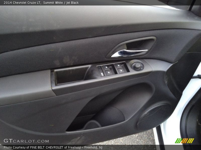 Summit White / Jet Black 2014 Chevrolet Cruze LT