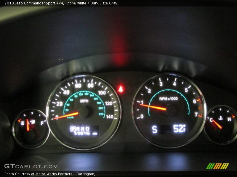 Stone White / Dark Slate Gray 2010 Jeep Commander Sport 4x4