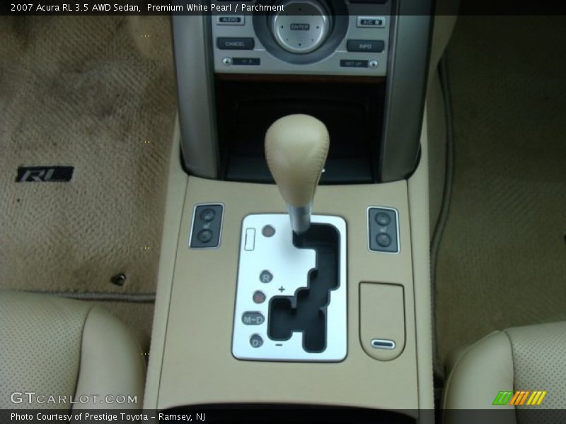  2007 RL 3.5 AWD Sedan 5 Speed Automatic Shifter