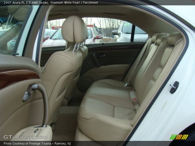 Rear Seat of 2007 RL 3.5 AWD Sedan